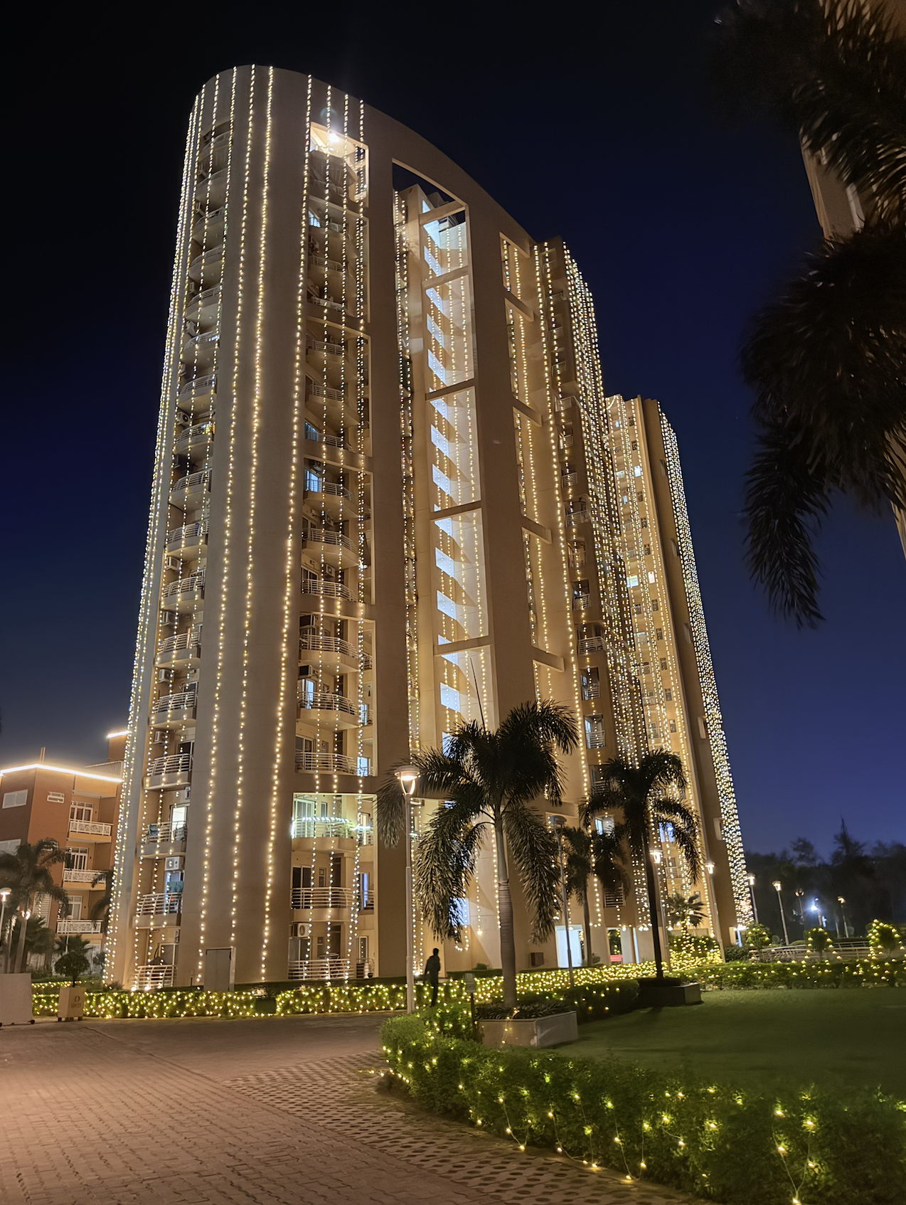 Parikrama Tower Entrance & Lobbies